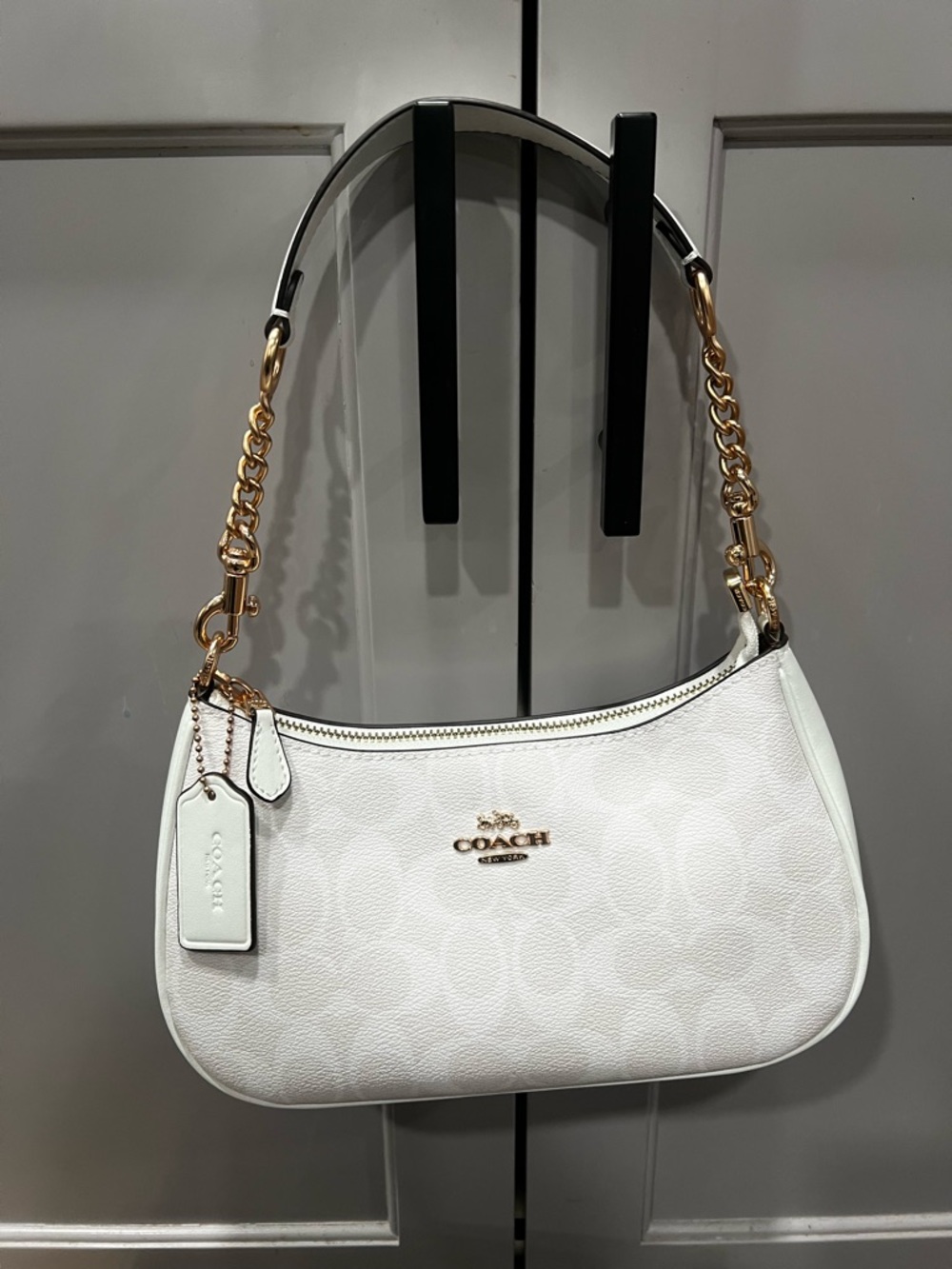 Coach Teri Shoulder Bag - Picture 3 of 6